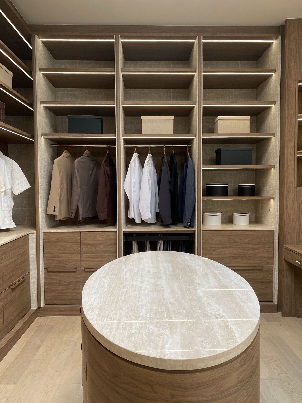 ขายบ้านเลียบทางด่วนรามอินทรา : ELIVA PRIVATE RESIDENCES นาคนิวาส37 ขายบ้านสุดหรู 