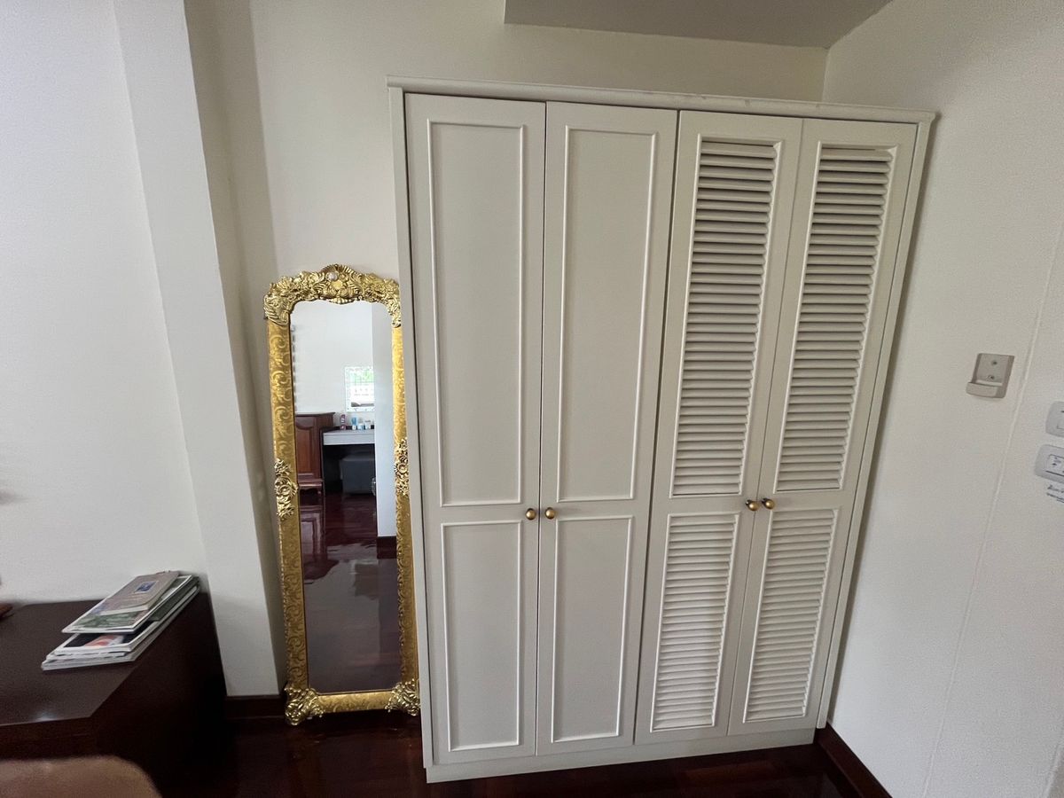 For SaleHousePattanakan, Srinakarin : 💎 The best of rare locations in Seri Villa - Srinakarin 53! Land for sale with home | 229 sq.w. | Only 51 million baht 🔥 This price is later! Cant find anymore !!