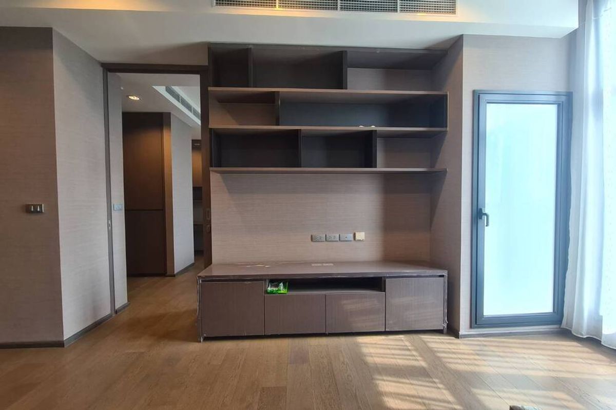 CondoSathorn, Narathiwat : 🔥 For Sale - Rent !! 🔥 Code C20221201577.........The Diplomat Sathorn, 1 bedroom, 1 bathroom, North Facing, high floor 14++, furnished, ready to move in, SELL AT LOSS!!📣📣