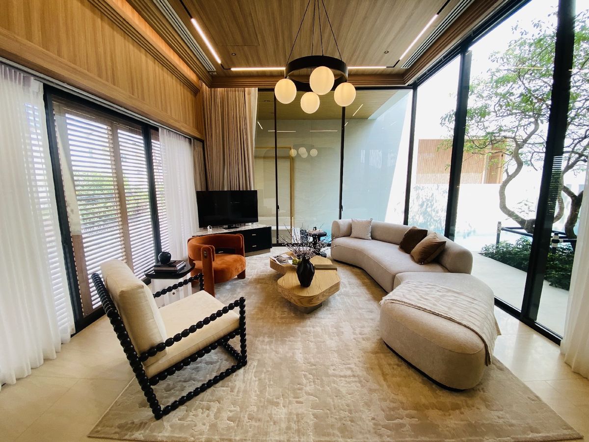 ขายบ้านเลียบทางด่วนรามอินทรา : ELIVA PRIVATE RESIDENCES นาคนิวาส37 ขายบ้านสุดหรู 