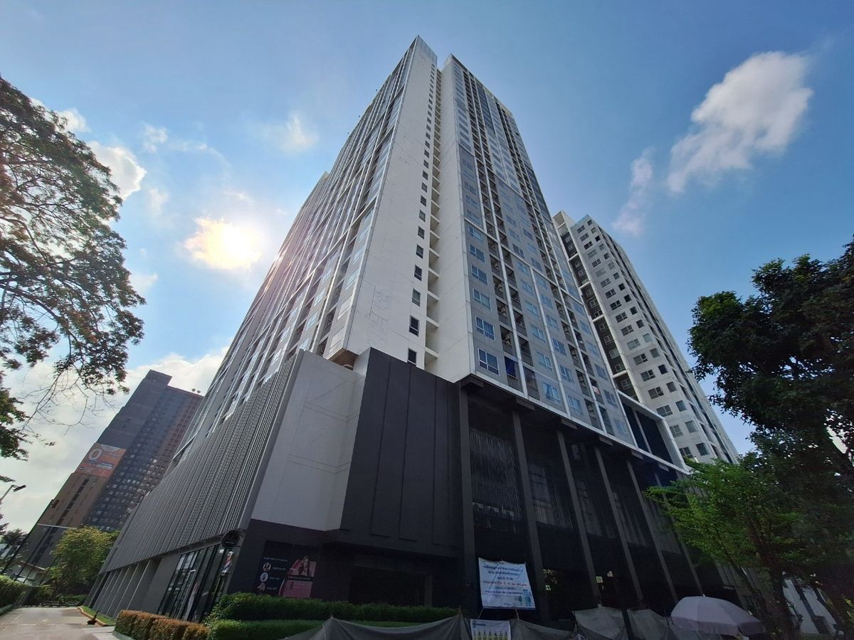 For SaleCondoThaphra, Talat Phlu, Wutthakat : Selling condo next to The Tempo Grand Sathorn-Wutthakat, next to BTS Wutthakat, Condo, MRT, Wutthakat Station, 23rd floor, beautiful view, complete with