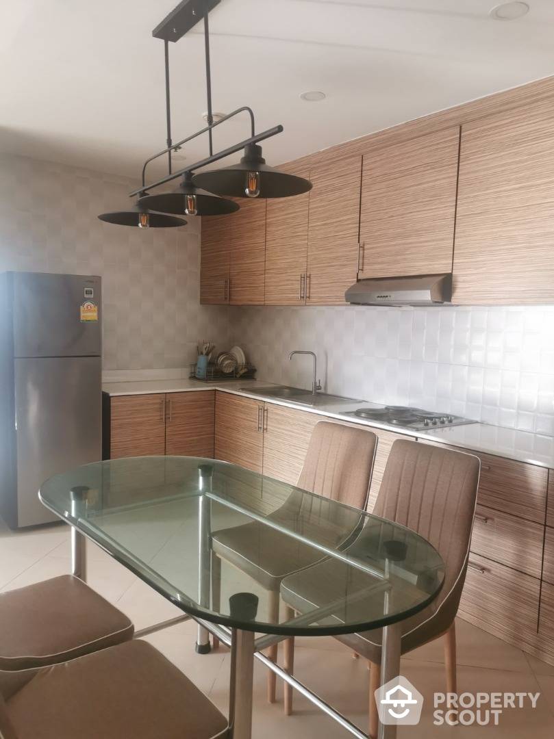 For RentCondoWitthayu, Chidlom, Langsuan, Ploenchit : 2-BR Condo at Wittayu Complex near BTS Phloen Chit