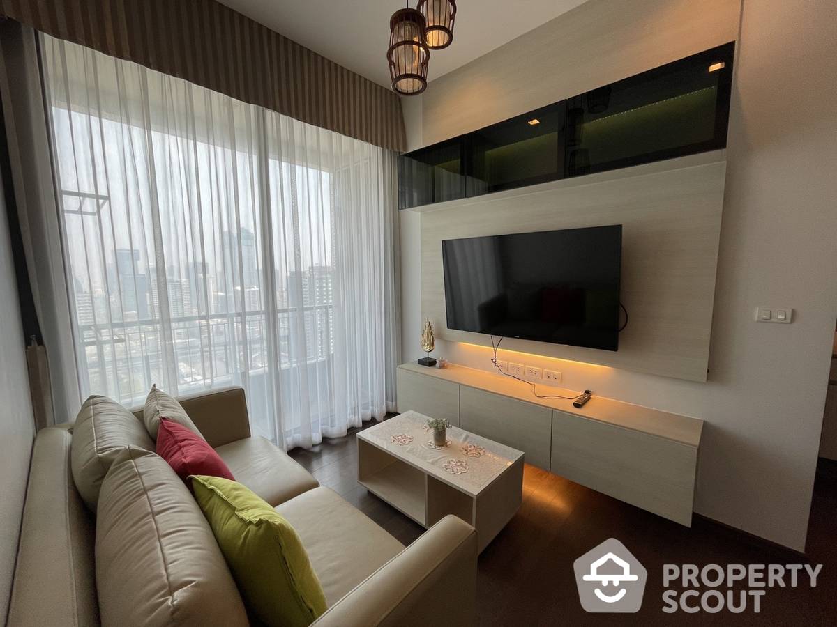 For SaleCondoRama9, Petchburi, RCA : 2-BR Condo at Q Asoke near MRT Phetchaburi