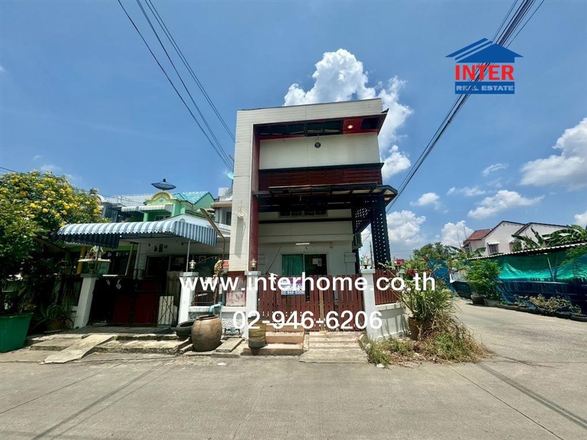 ขายทาวน์โฮมนครปฐม : ทาวน์โฮม 2 ชั้น 24 ตร.ว. หมู่บ้านกฤษดานคร 26 ( ซิตี้กอล์ฟฮิลล์ ) ถนนบรมราชชนนี ถนนเพชรเกษม นครชัยศรี นครปฐม