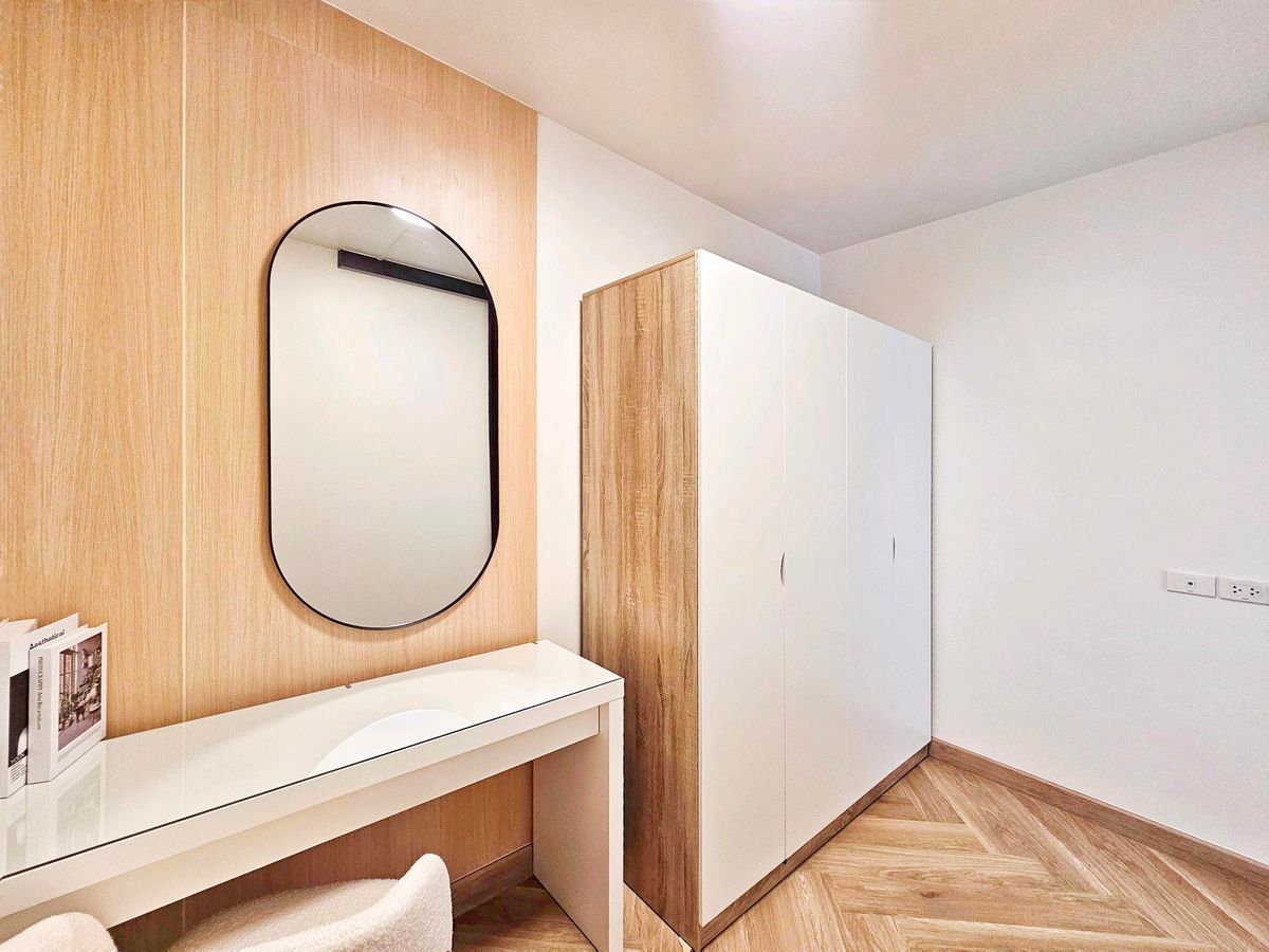 ขายคอนโดพัฒนาการ ศรีนครินทร์ : คอนโดโซนศรีนครินทร์ ห้องกว้าง ความรู้สึกเหมือนได้อยู่บ้าน ฟังชั่นตอบโจทย์ทุกการใช้งาน เเต่งสวยครบ พร้อมเข้าอยู่ สวนลอยฟ้าต้องโครงการนี้เท่านั้น ผ่อนเบาๆเริ่มต้น 12,000 บาท