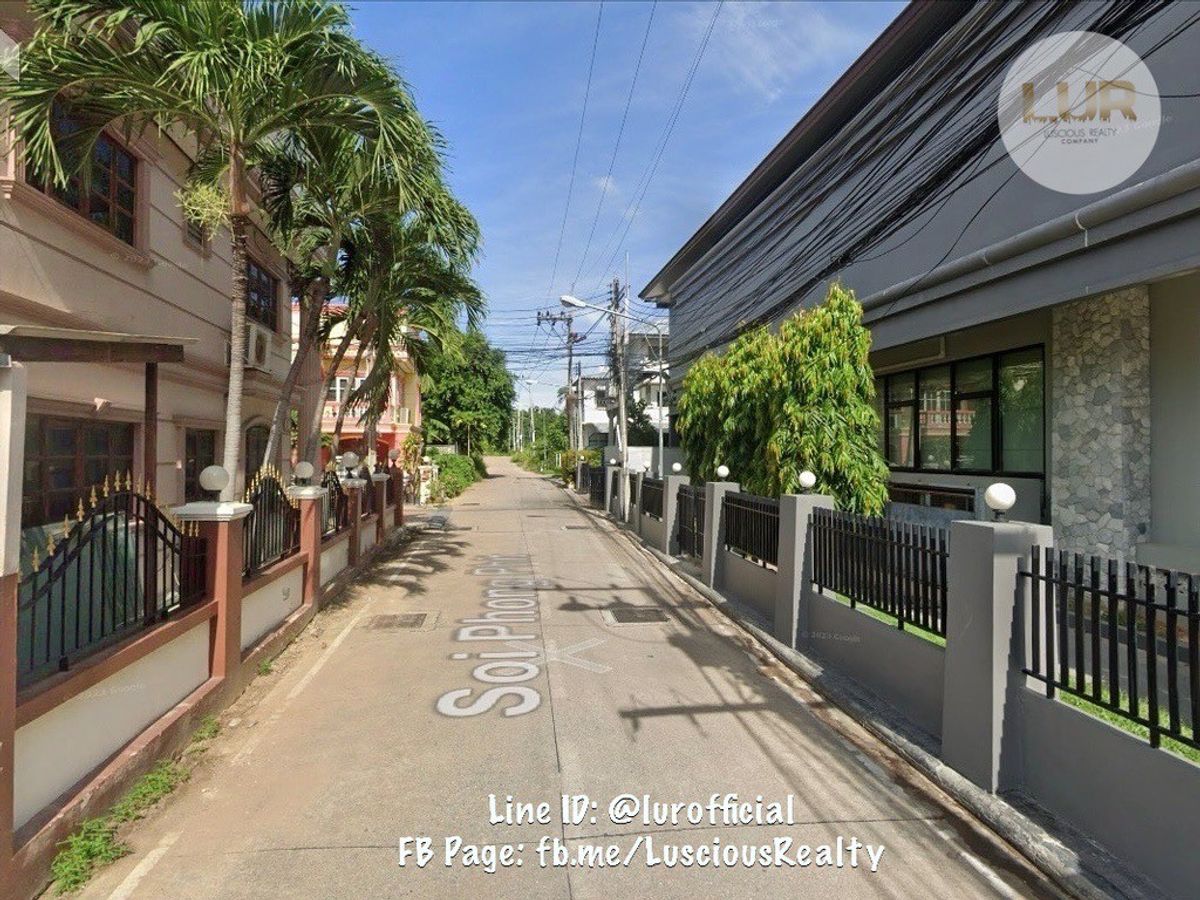 ขายที่ดินพัทยา บางแสน ชลบุรี สัตหีบ : ขายที่ดิน 1 ไร่ 1 งาน 83 วา 5 นาทีถึงหาดพัทยาเหนือ แหล่งชุมชน แหล่งการค้า วาละ 150,000 บาท (ราคาต่อรองได้)