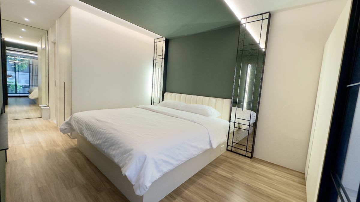ขายคอนโดสุขุมวิท อโศก ทองหล่อ : ขายคอนโด Liv@49 Sukhumvit 49 ห้อง Duplex 2 ชั้น ทำเลดี (SM1160)