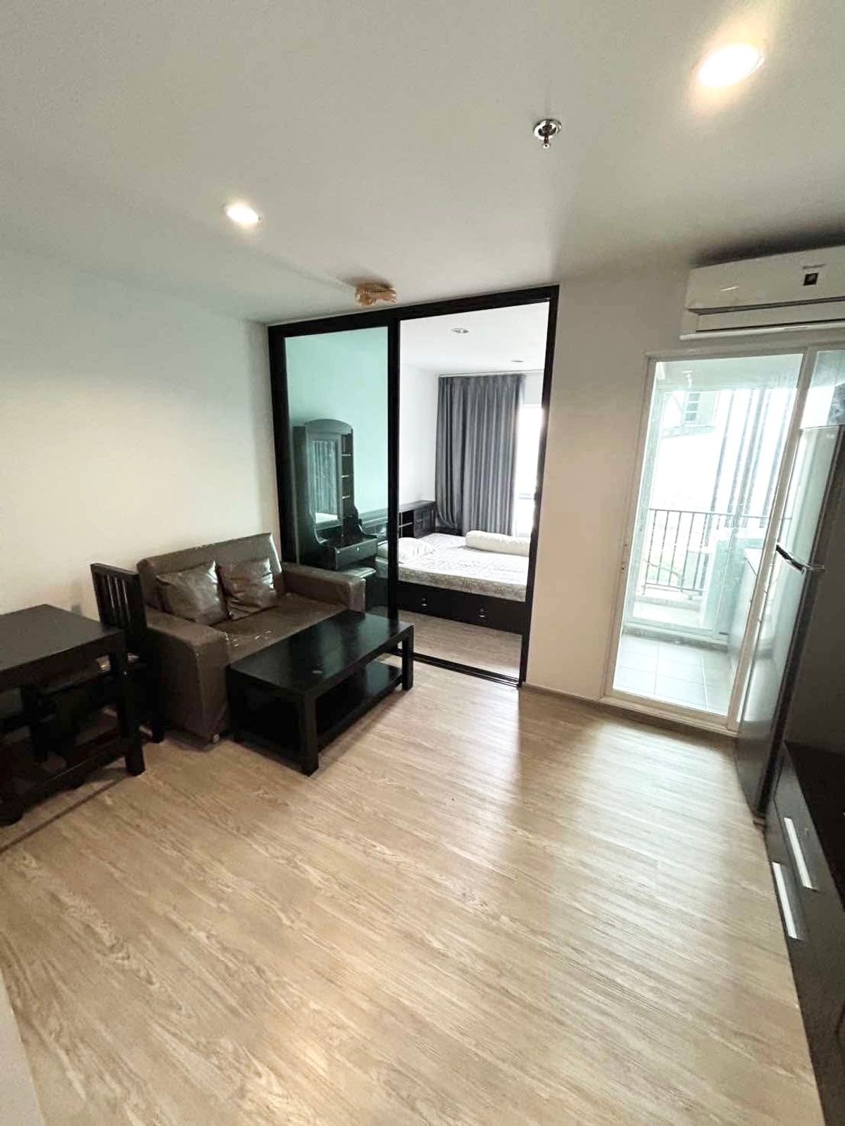 ให้เช่าคอนโดบางซื่อ วงศ์สว่าง เตาปูน : ให้เช่า 7,500 Regent Home บางซ่อน (เฟส28) เฟอร์นิเจอร์ครบ
เครื่องใช้ไฟฟ้าครบ  พร้อมอยู่วันนี้ จองเลย!!