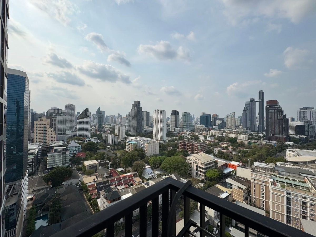 ขายคอนโดสุขุมวิท อโศก ทองหล่อ : ✨ขายราคาทุน คอนโด Pet friendly✨ Maru Ekkamai (1 ห้องนอน, 35 ตรม.)