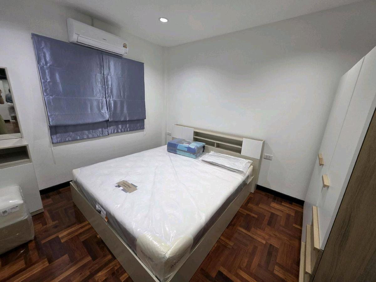 ให้เช่าบ้านรัชดา ห้วยขวาง : 🔥🔥🔥ขายหรือให้เช่าบ้านเดี่ยว ซอย 20 มิถุนา (เข้าซอยแค่ 300 เมรต) ปากซอยมี 7-11บ้านเดี่ยวรีโนเวทใหม่บ้านสวยมาก