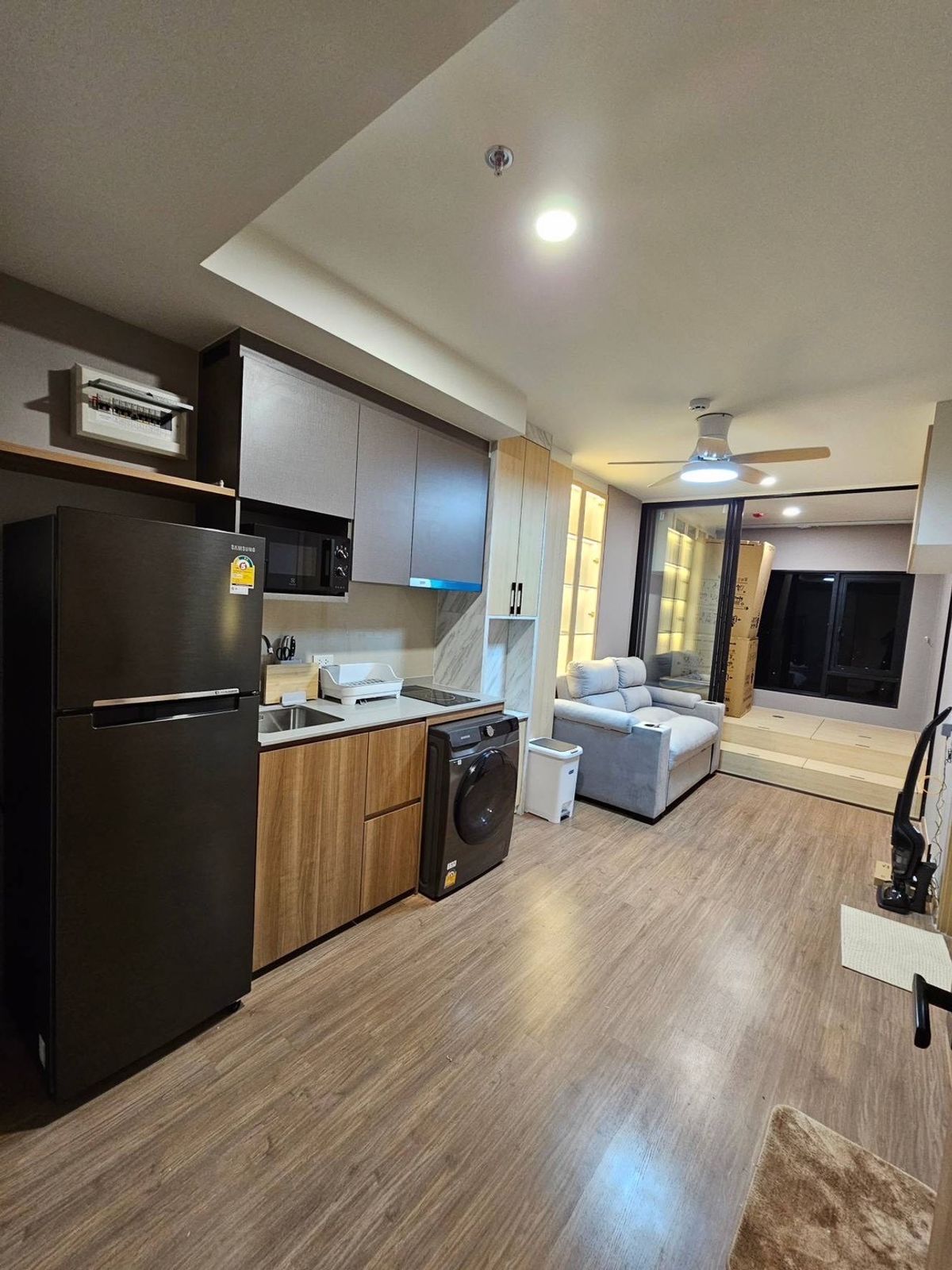 For RentCondoBang kae, Phetkasem : For Rent THE Livin Phetkasem, fully furnished, washing machine included, 38 sq m, 15,000 baht, including internet