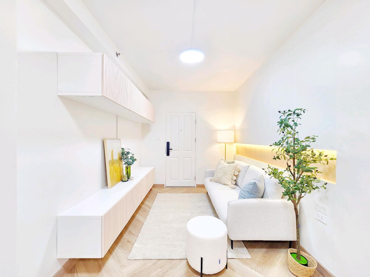 ขายคอนโดพัฒนาการ ศรีนครินทร์ : คอนโดโซนศรีนครินทร์ ห้องกว้าง ความรู้สึกเหมือนได้อยู่บ้าน ฟังชั่นตอบโจทย์ทุกการใช้งาน เเต่งสวยครบ พร้อมเข้าอยู่ สวนลอยฟ้าต้องโครงการนี้เท่านั้น ผ่อนเบาๆเริ่มต้น 12,000 บาท