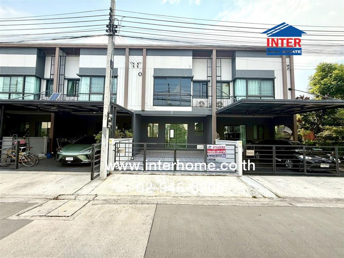ขายทาวน์โฮมนวมินทร์ รามอินทรา : ทาวน์โฮม 2 ชั้น 20.3 ตร.ว. หมู่บ้านพลีโน่พหลโยธิน54/1 ใกล้วัดเกาะ ซอยพหลโยธิน54/1 แยก4 ถนนพหลโยธิน ถนนเพิ่มสิน เขตสายไหม กรุงเทพมหานคร