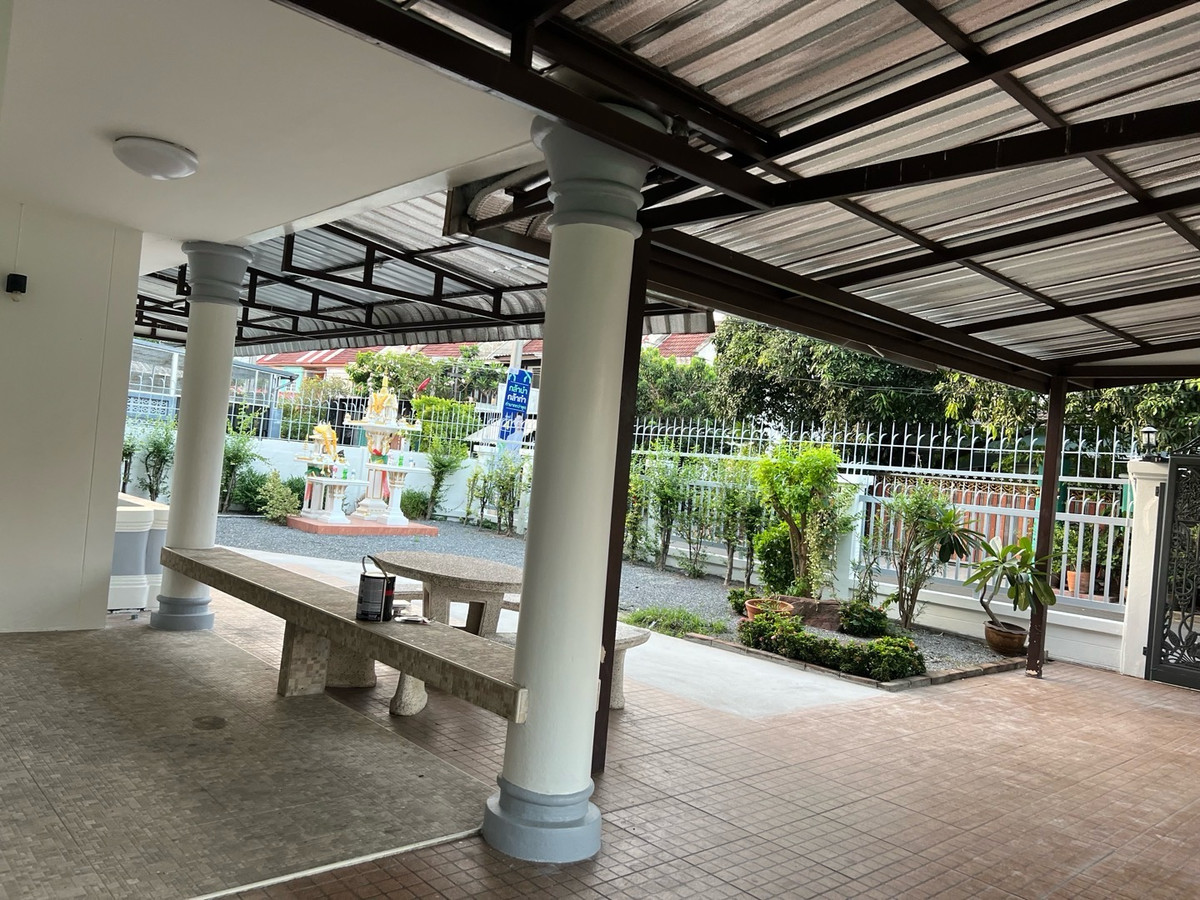 For RentHouseNonthaburi, Bang Yai, Bangbuathong : Rent a 2 -story house, 6 bedrooms, 3 water, 89 sq. Wah. Supports Kritsad Nakhon Village 10 Suitable for taking care of sick people