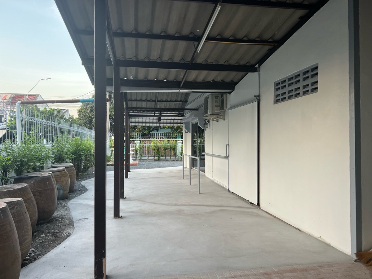 For RentHouseNonthaburi, Bang Yai, Bangbuathong : Rent a 2 -story house, 6 bedrooms, 3 water, 89 sq. Wah. Supports Kritsad Nakhon Village 10 Suitable for taking care of sick people