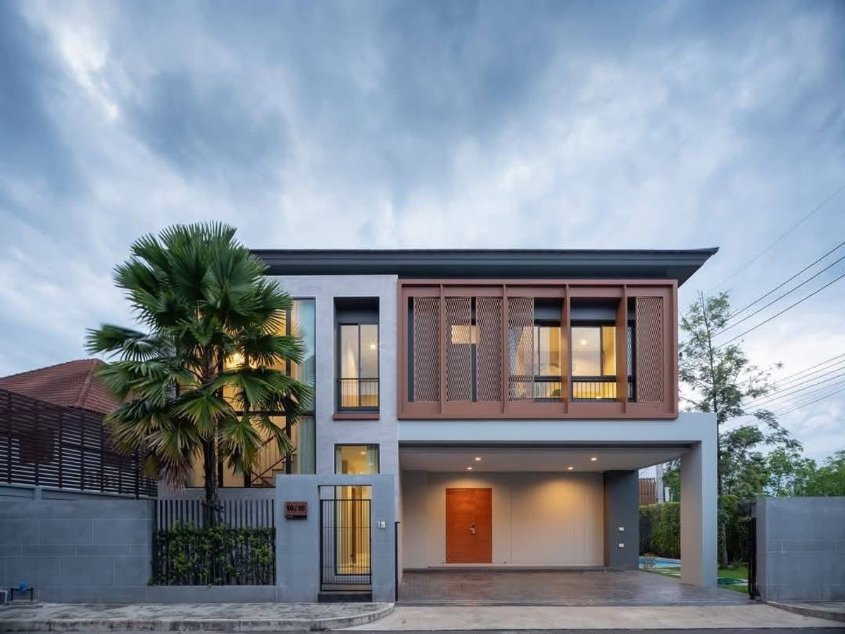 เชียงใหม่ : ✨ให้เช่า/ขาย Modern Luxury Pool Villa @ Palm Spring Privato โซนหางดง✨