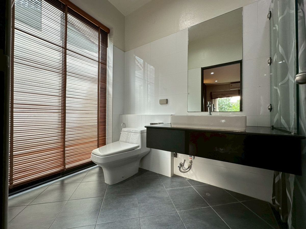 For RentTownhomeSukhumvit, Asoke, Thonglor : 🏡 Luxury House for Rent in Sukhumvit – 3 Bedrooms + Maid’s Room, Private Pool & Gym, Prime Location, Ready to Move In