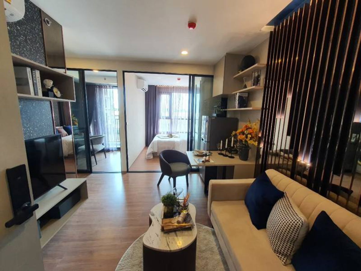 ขายคอนโดมีนบุรี-ร่มเกล้า : ขายด่วน!! ห้องใหม่ยังไม่เคยเข้าอยู่ 1  Bedroom Plus 31 ตารางเมตร