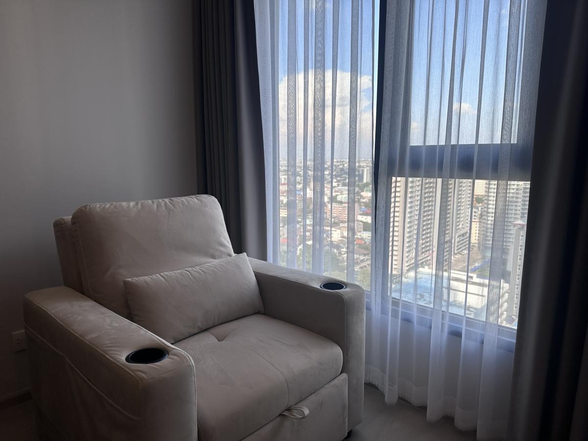 For RentCondoLadprao, Central Ladprao : Life Phahon - Ladprao, Studio bed, 17500 per month