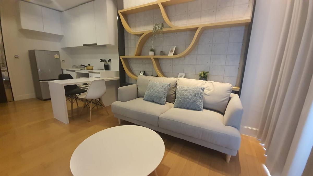 For RentCondoLadprao, Central Ladprao : 03/04/2026, Live comfortably in the city center! Equinox Phahol-Vipha 1 bedroom for only 19,000฿/month
Close to BTS Mo Chit and MRT Chatuchak, with a swimming pool, fitness center, and spa! 0642748883
