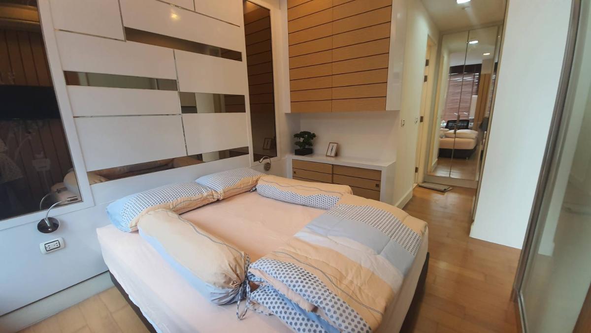 For RentCondoLadprao, Central Ladprao : 03/04/2026, Live comfortably in the city center! Equinox Phahol-Vipha 1 bedroom for only 19,000฿/month
Close to BTS Mo Chit and MRT Chatuchak, with a swimming pool, fitness center, and spa! 0642748883