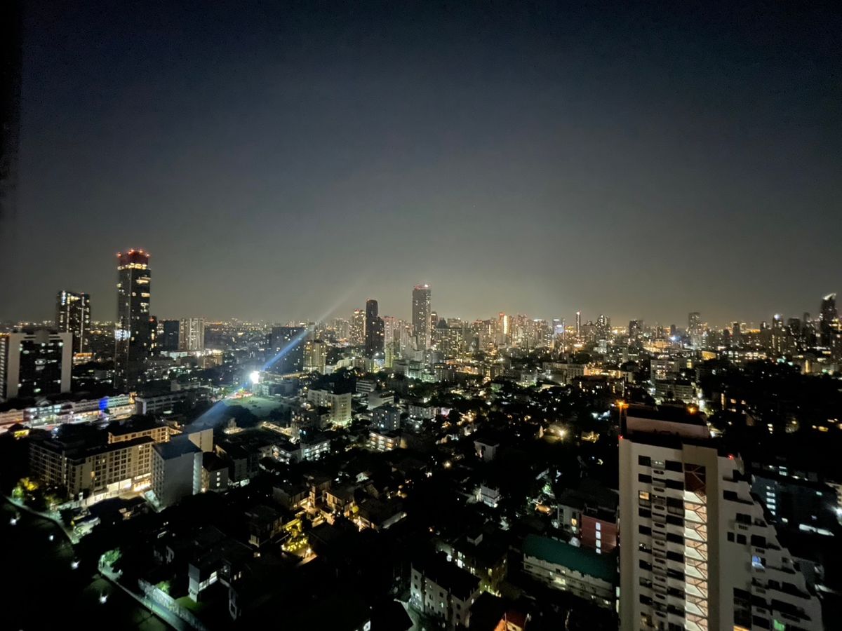 ขายคอนโดพระราม 9 เพชรบุรีตัดใหม่ RCA : For Sale โครงการ เดอะ เบส เพชรบุรี - ทองหล่อ ชั้น 29 วิวสวย ขนาด 33 Sq.m 1 bed 1 bath เพียง 3.99M ติดต่อ 086-795-9997(จิมมี่)