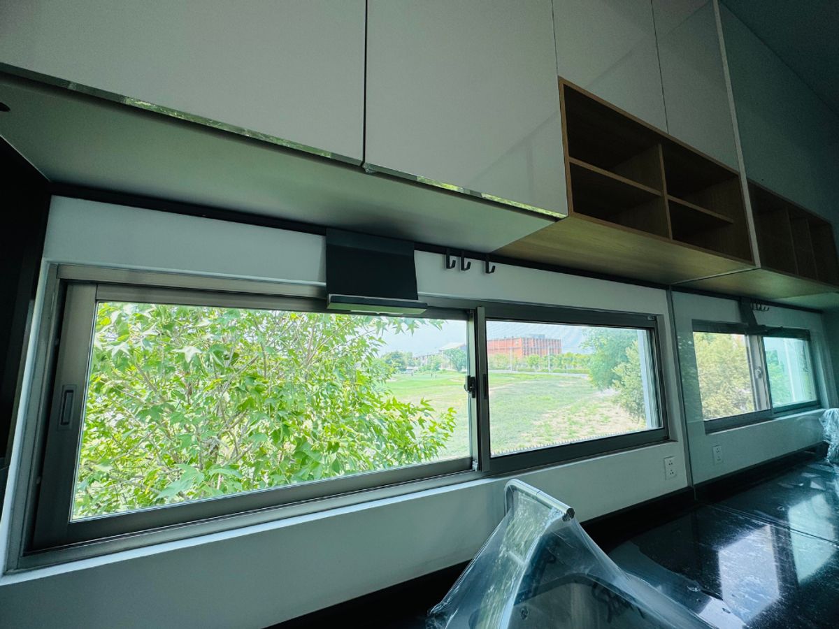 ขายบ้านพัฒนาการ ศรีนครินทร์ : วีเว่ พระราม9 บ้านแปลงสวยติดสนามกอล์ฟพร้อมวิวสระ เพียงไม่กี่ก้าวถึง Wellington college