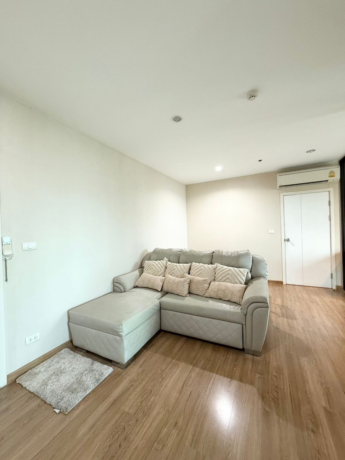 ให้เช่าคอนโดปิ่นเกล้า จรัญสนิทวงศ์ : 2 bed room The tree rio rent/sell