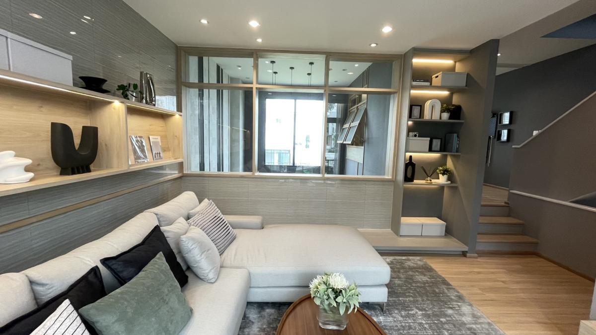 ขายทาวน์โฮมเกษตร นวมินทร์ ลาดปลาเค้า : 🔥ขายด่วน🔥ทาวน์โฮม 3 ชั้นครึ่ง  “Nirvana DEFINE” เอกมัย-รามอินทรา (บ้านตัวอย่าง) ตกแต่งพร้อมเข้าอยู่ ติดสระว่ายน้ำและส่วนกลาง 