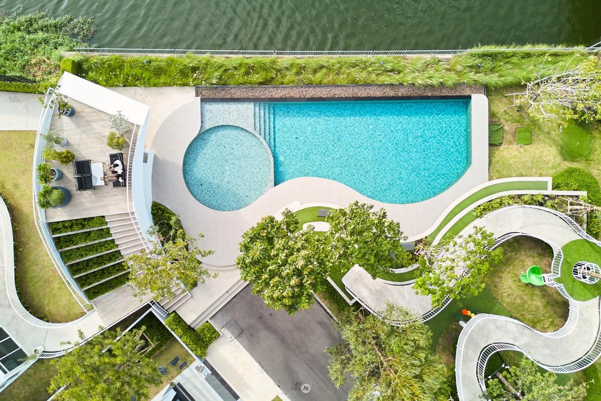 ขายทาวน์โฮมเกษตร นวมินทร์ ลาดปลาเค้า : 🔥ขายด่วน🔥ทาวน์โฮม 3 ชั้นครึ่ง  “Nirvana DEFINE” เอกมัย-รามอินทรา (บ้านตัวอย่าง) ตกแต่งพร้อมเข้าอยู่ ติดสระว่ายน้ำและส่วนกลาง 