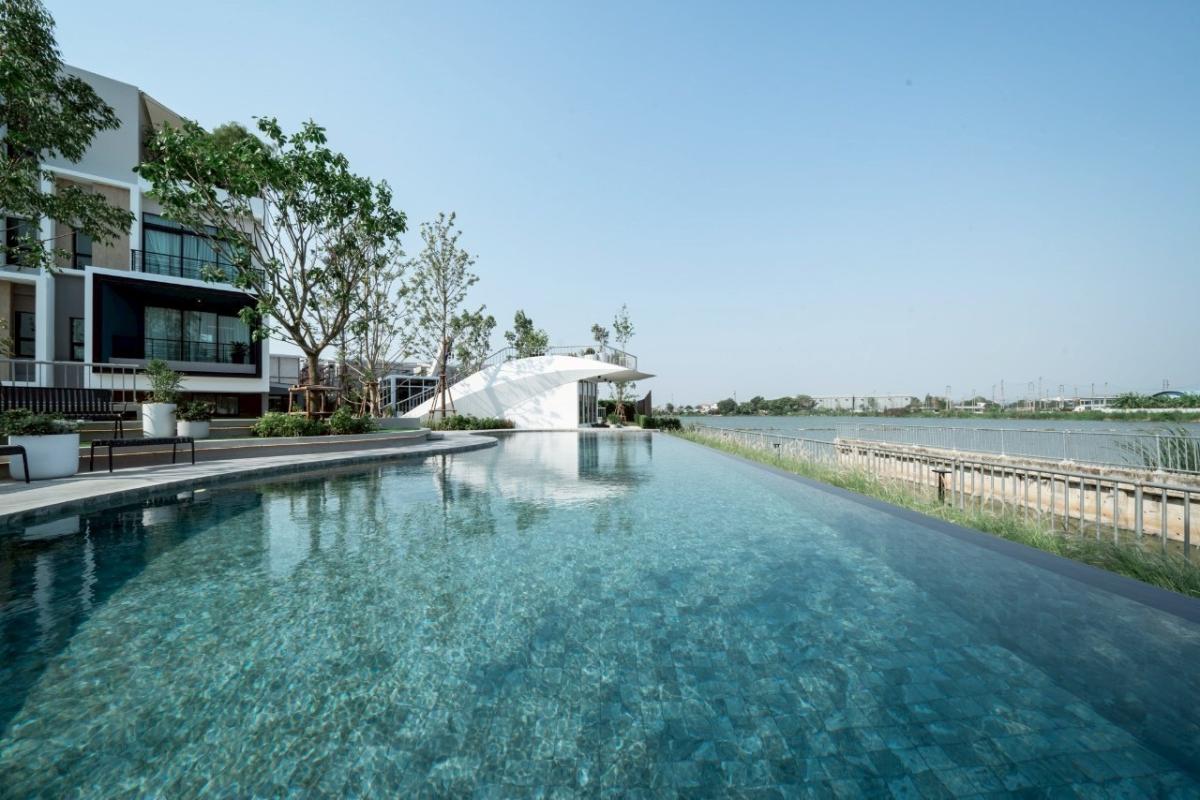 ขายทาวน์โฮมเกษตร นวมินทร์ ลาดปลาเค้า : 🔥ขายด่วน🔥ทาวน์โฮม 3 ชั้นครึ่ง  “Nirvana DEFINE” เอกมัย-รามอินทรา (บ้านตัวอย่าง) ตกแต่งพร้อมเข้าอยู่ ติดสระว่ายน้ำและส่วนกลาง 