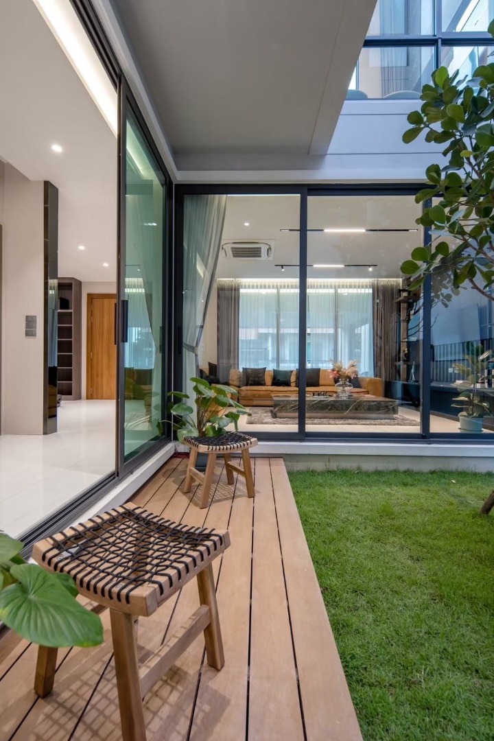 ขายบ้านนวมินทร์ รามอินทรา : 🔥ขายด่วนมาก🔥บ้านเดี่ยว 3 ชั้น  HIGHBURY WATCHAPOL RAMINDRA (ไฮบิวรี่ วัชรพล-รามอินทรา) *บ้านตัวอย่าง ราคาต่อรองกันได้*