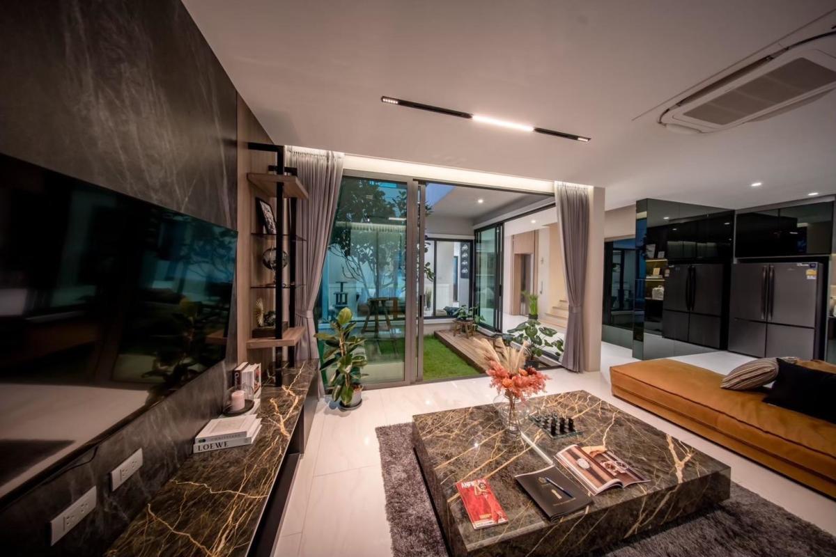 ขายบ้านนวมินทร์ รามอินทรา : 🔥ขายด่วนมาก🔥บ้านเดี่ยว 3 ชั้น  HIGHBURY WATCHAPOL RAMINDRA (ไฮบิวรี่ วัชรพล-รามอินทรา) *บ้านตัวอย่าง ราคาต่อรองกันได้*