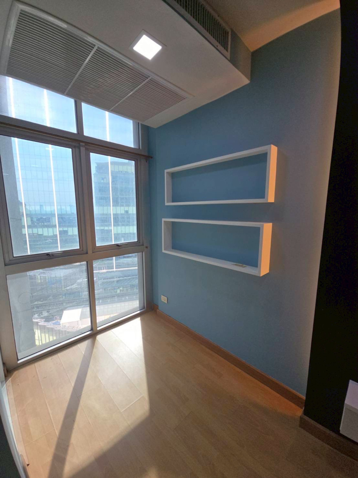 For RentCondoSukhumvit, Asoke, Thonglor : Nusasiri Grand (Nusasiri Grand) For Rent (Studio 37SQM)