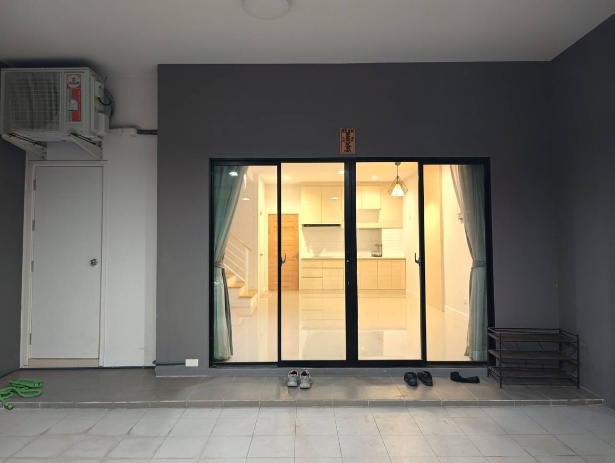 For SaleTownhomeBang kae, Phetkasem : 📍 3-Storey Townhome for Sale at The Connect, Soi Phetkasem 48