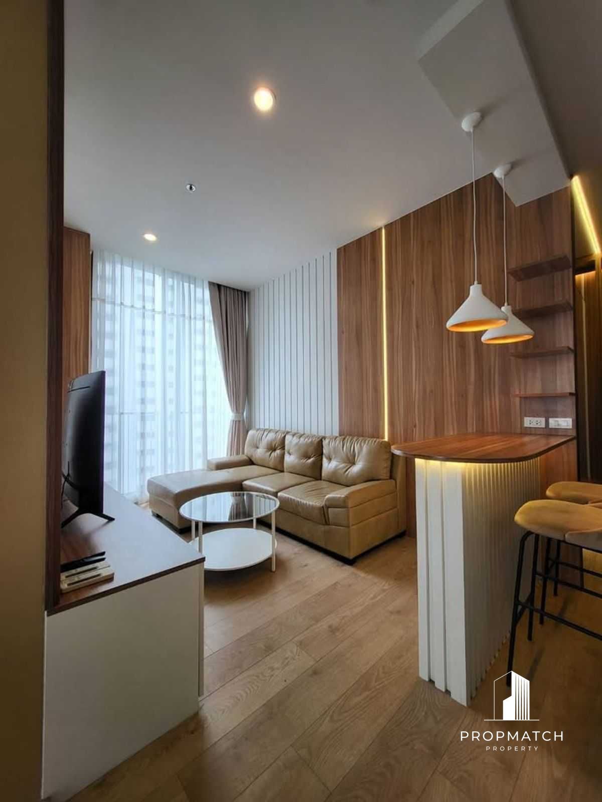 ขายคอนโดสุขุมวิท อโศก ทองหล่อ : ✨Flash Deal ✨NOBLE BE19 (1Bed1Bath44.5SQM.) พร้อมอยู่ ! เพียง 7,690,000 บาท Tel.0981315848 @propmatch