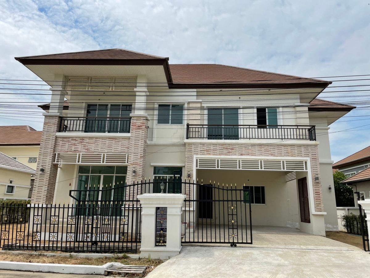 ขายบ้านบางแค เพชรเกษม : For Sale หมู่บ้านดิแอลลิแกนซ์ เพชรเกษม 81 ติดต่อ 095-530-0101 (เอ็มมี่)