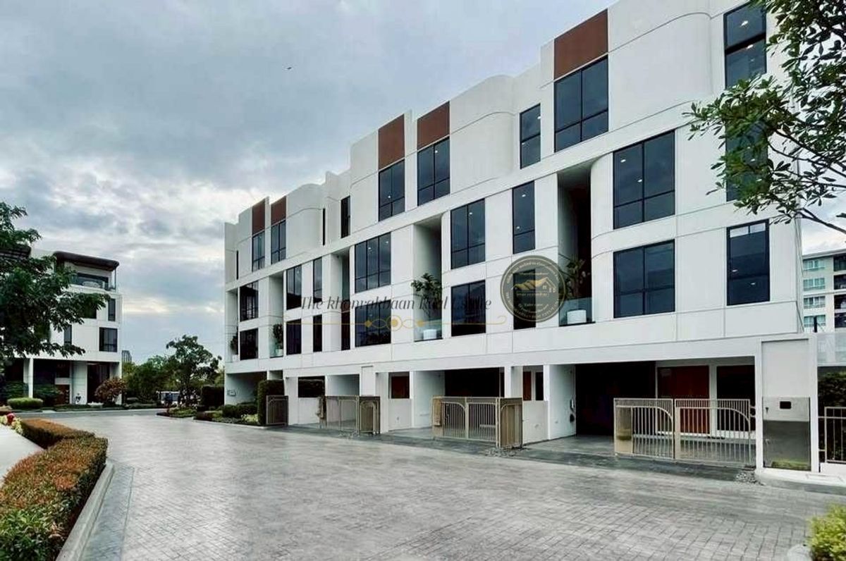 ขายทาวน์โฮมพระราม 3 สาธุประดิษฐ์ : SALE:รหัสทรัพย์SH2025 
🏡 ขายบ้าน Demi Sathu 49