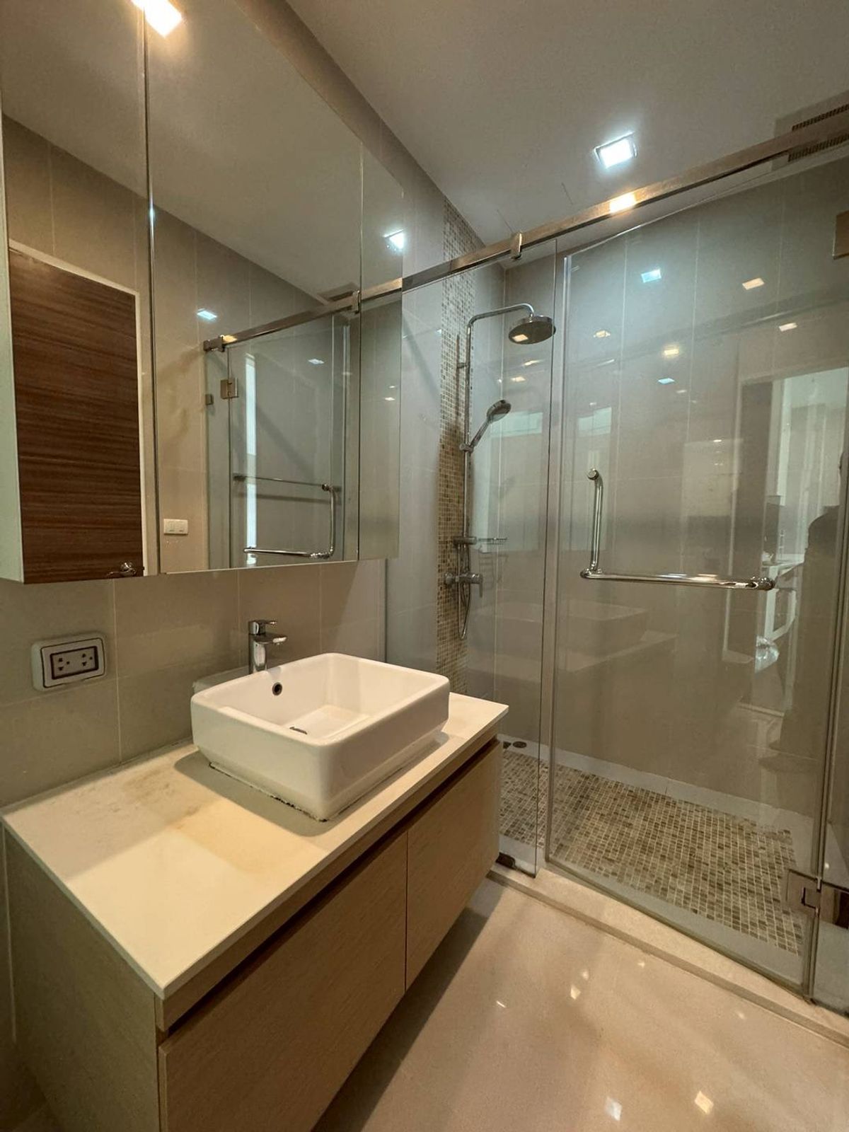 ขายคอนโดพระราม 9 เพชรบุรีตัดใหม่ RCA : Q Asoke