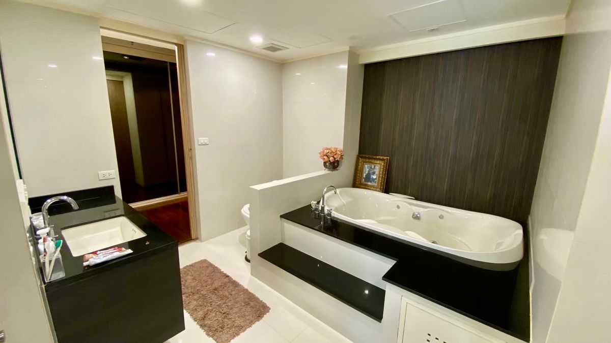 CondoAri,Anusaowaree : Noble Lite, beautiful room, 111 sqm. Cheap and good.