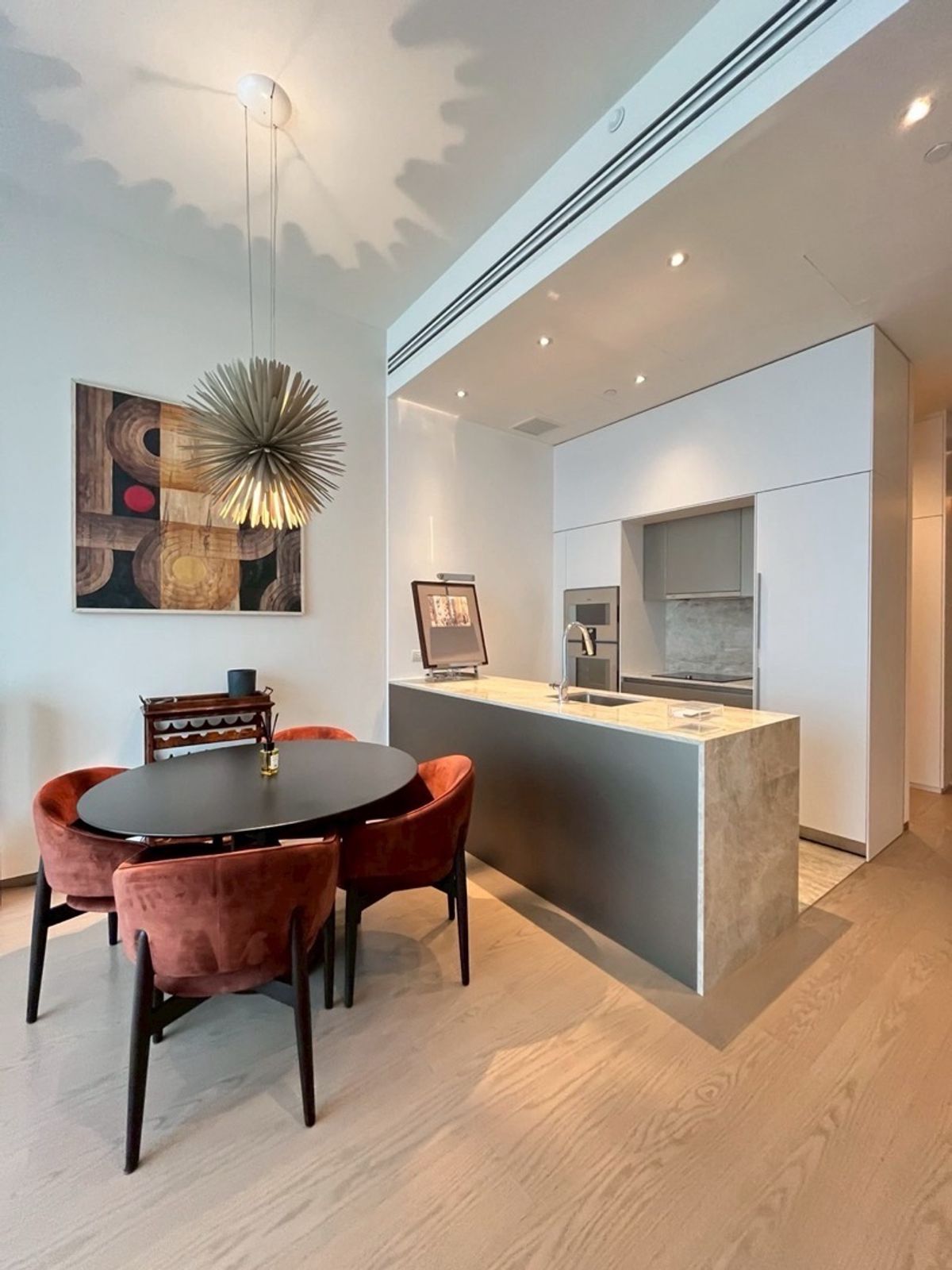 คอนโดวิทยุ ชิดลม หลังสวน : Scope Langsuan🔥🔥🔥 RENT/SELL (ลดเหลือ180,000🔥)1BEDROOM 87sq.m 