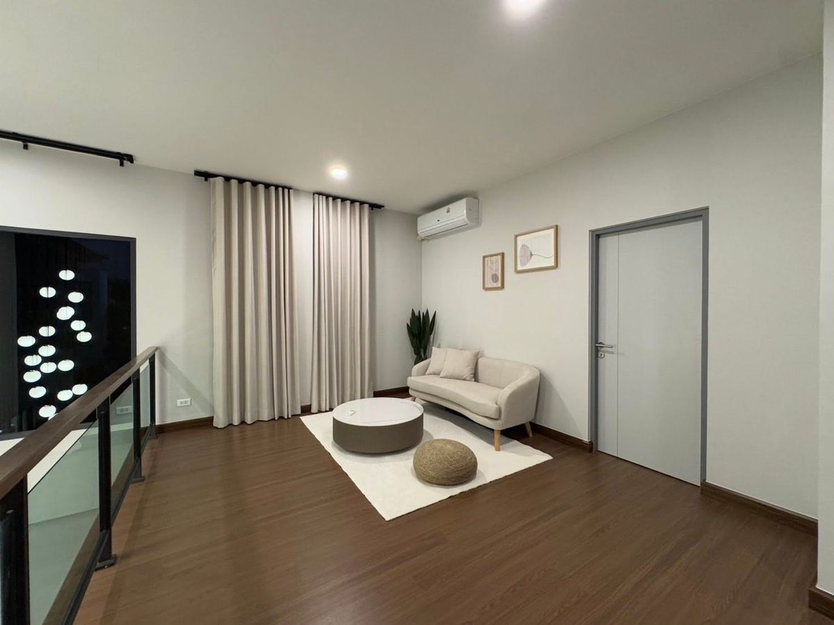 For RentHouseBangna, Bearing, Lasalle : K-6374 for rent! The City Bangna, beautiful house, ready to be near Mega Bangna