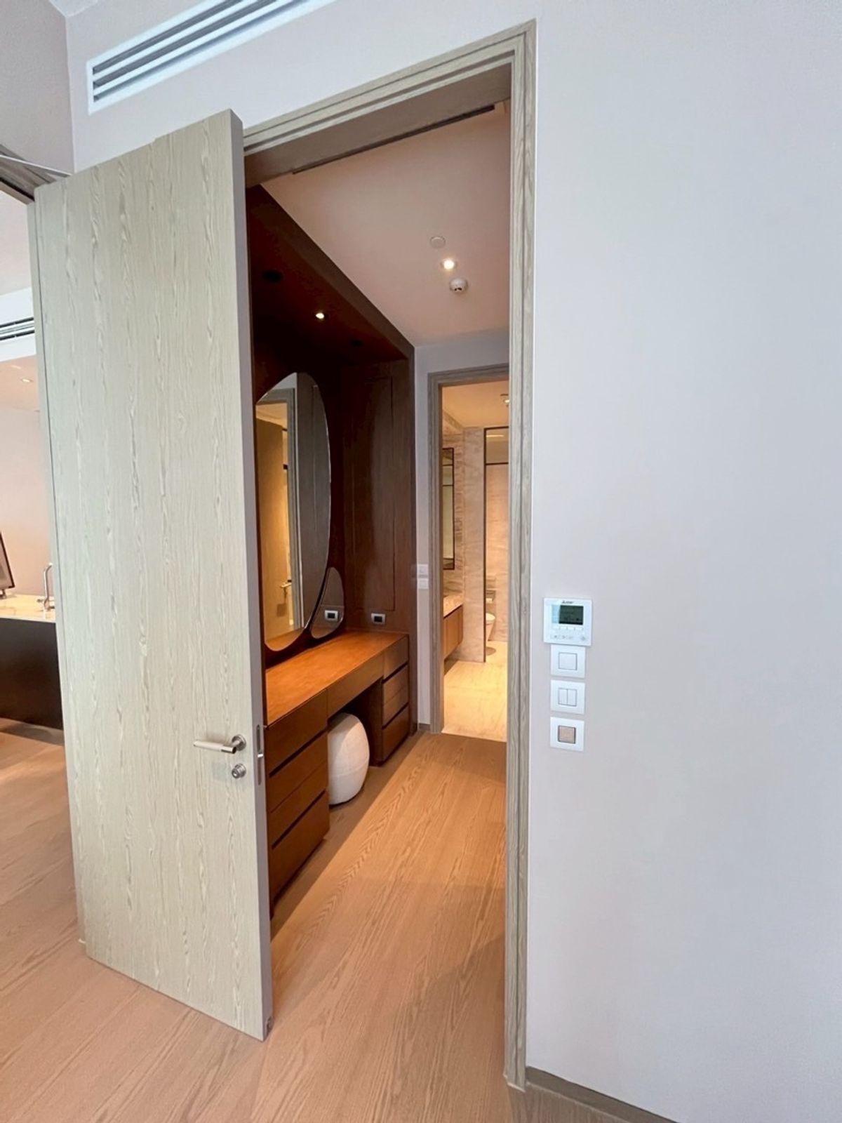 คอนโดวิทยุ ชิดลม หลังสวน : Scope Langsuan🔥🔥🔥 RENT/SELL (ลดเหลือ180,000🔥)1BEDROOM 87sq.m 