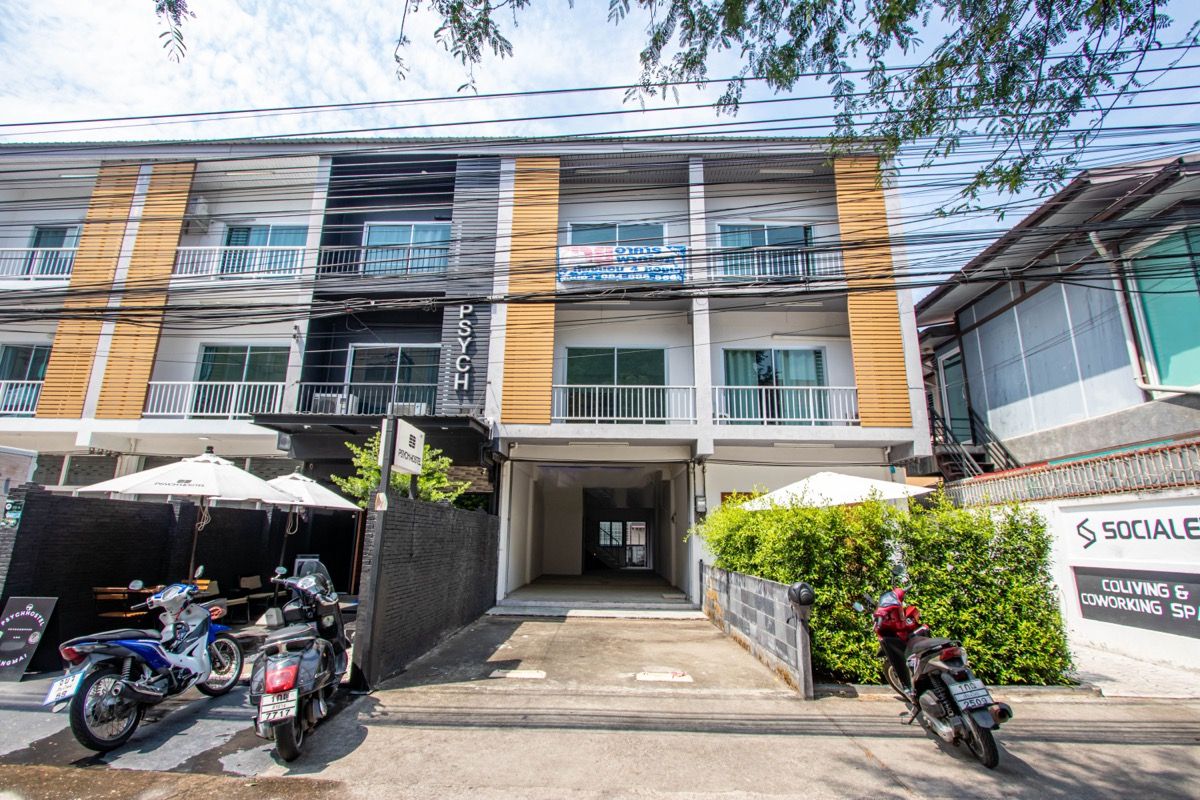 For SaleHouseChiang Mai : Versatile Three-Storey Townhouse/Home Business Unit in Santhitam (CITY752)