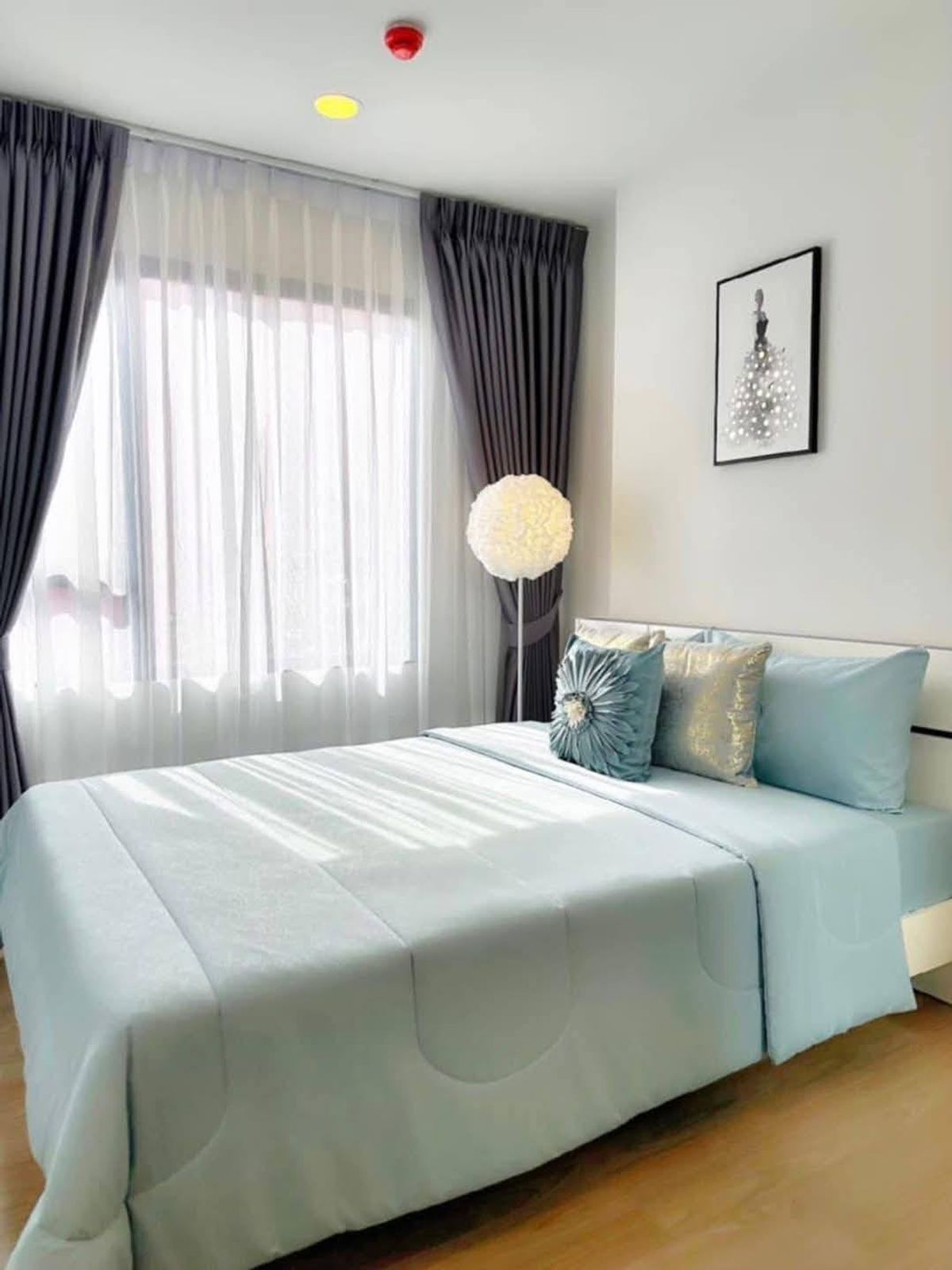 ให้เช่าคอนโดปิ่นเกล้า จรัญสนิทวงศ์ : 🎉FOR RENT📢Chewathai Pinklao>> ชั้น 4 ปลอดภัย สวยตรงปก เฟอร์นิเจอร์พร้อมเครื่องช้ไฟฟ้าครบ ใกล้ PATA Pinklao  ปิ่นเหล้า เพียง 150 เมตร #LV-MO1836