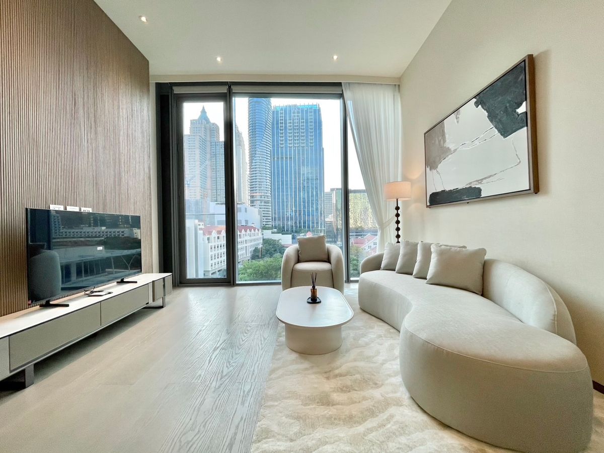 ให้เช่าคอนโดวิทยุ ชิดลม หลังสวน : New Room For Rent, Ultra Luxury Condo “Scope Langsuan“ Onebed room 85 Sq.m. with stunning view (0624163966 Preaw)