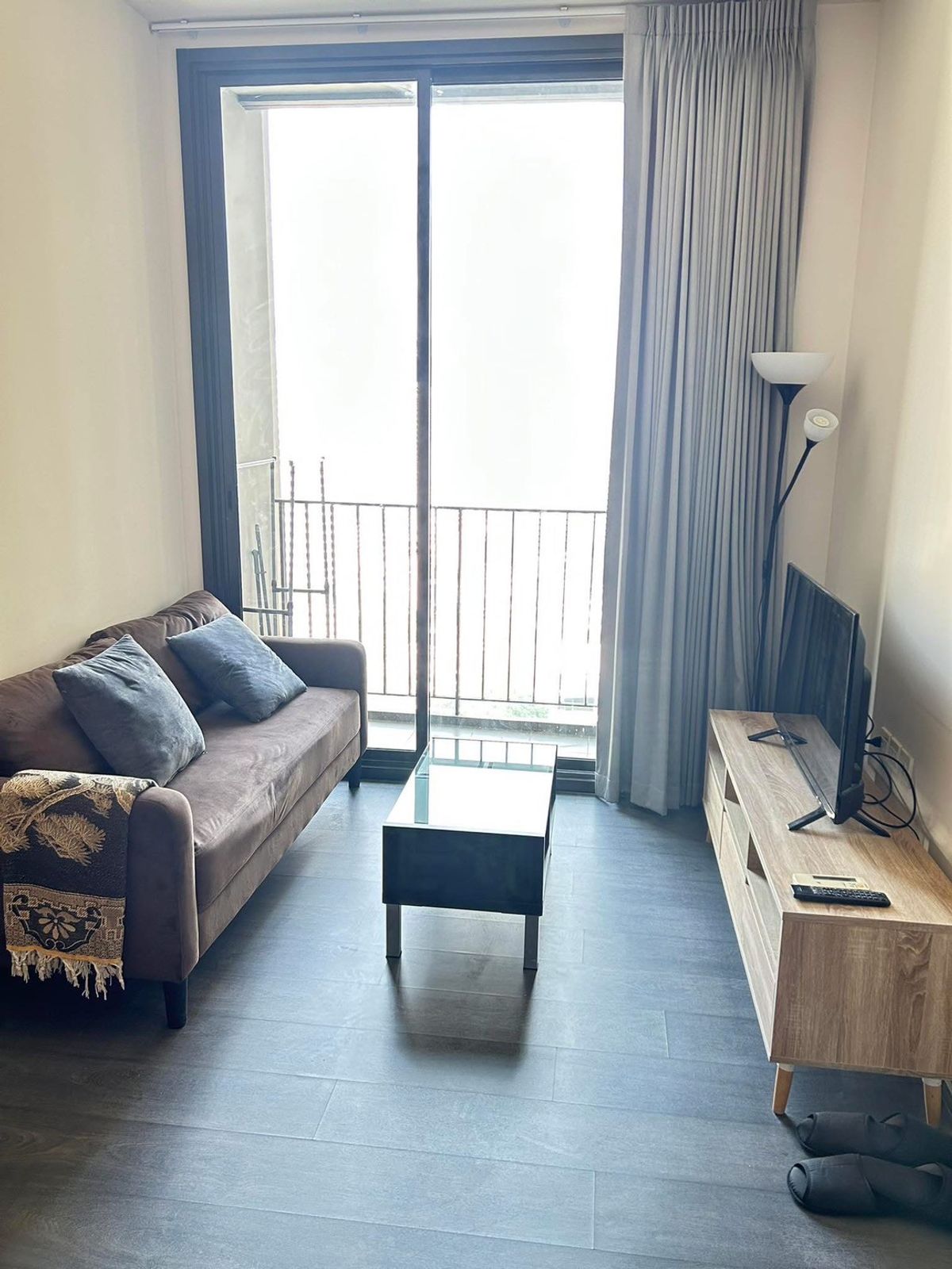 For RentCondoSukhumvit, Asoke, Thonglor : 📍 The Edge Sukhumvit 23, beautiful room, many good locations, high -class views, beautiful furniture Complete electrical appliances (special price)