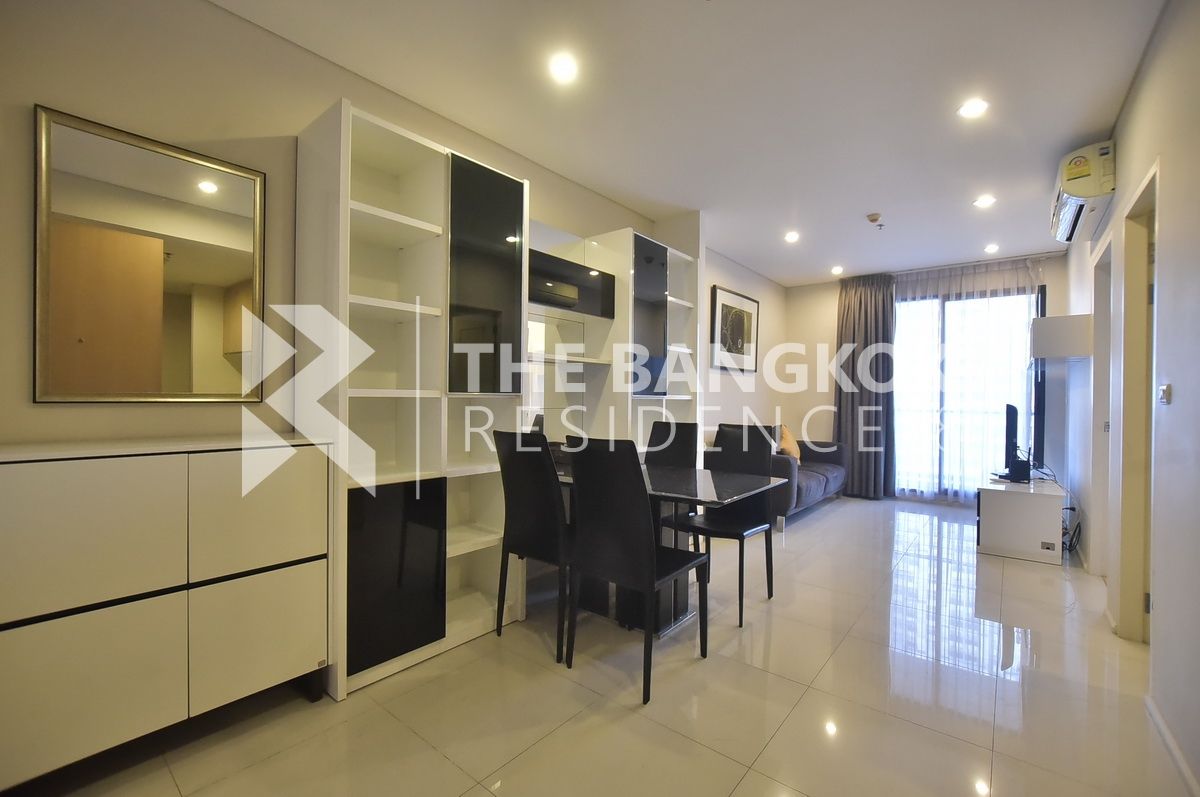 ขายคอนโดพระราม 9 เพชรบุรีตัดใหม่ RCA : Villa Asoke for sale near MRT Phetchaburi By Pond !!