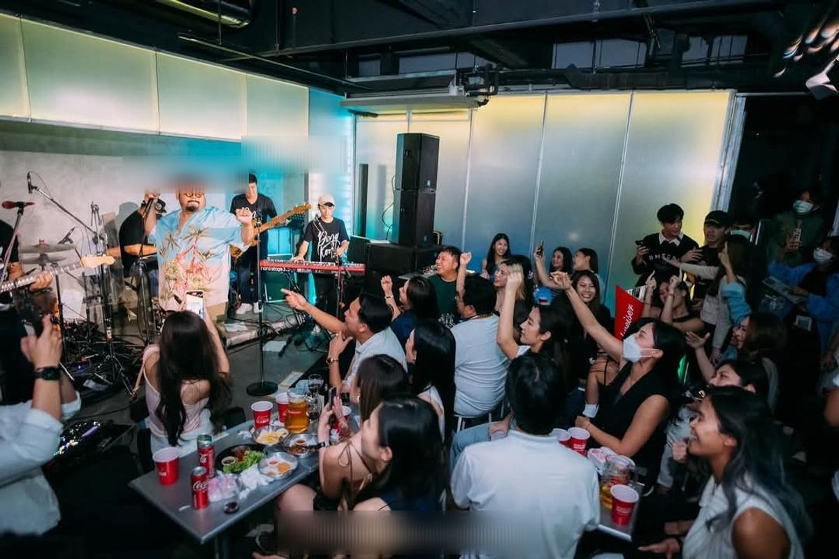 เซ้งร้านค้า/ตลาดนัดอารีย์ อนุสาวรีย์ : เซ้งร้านอาหารกึ่งบาร์ ติด BTS อนุสาวรีย์ชัยฯ ทำเลดีเยี่ยม ใจกลางเมือง!
เซ้งเพียง 3.8 ล้านบาท | ค่าเช่า 135,000 บาท/เดือน