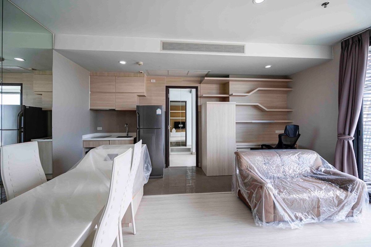 For SaleCondoRatchathewi,Phayathai : Urgent rent Pyne by Sansiri 1 bedroom, 1 bathroom (big size) Pine by Sansiri